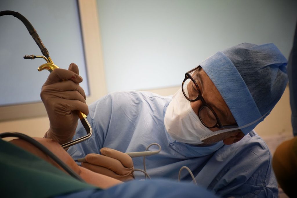 Photo Surgeon credentials verification